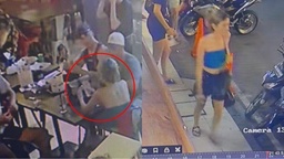 A group of foreigners caught on camera stealing bar singer’s purse in Legian featured image