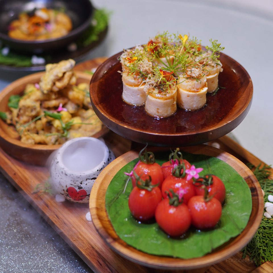 Crystal Jade Pavilion Vivocity |  Traditional to Modern Interpretations of Exemplary Chinese Dishes featured image